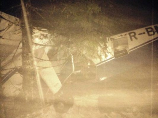 Un avion medical s-a prăbuşit: pilotul Iovan şi o studentă AU MURIT, celelalte 5 persoane sunt rănite